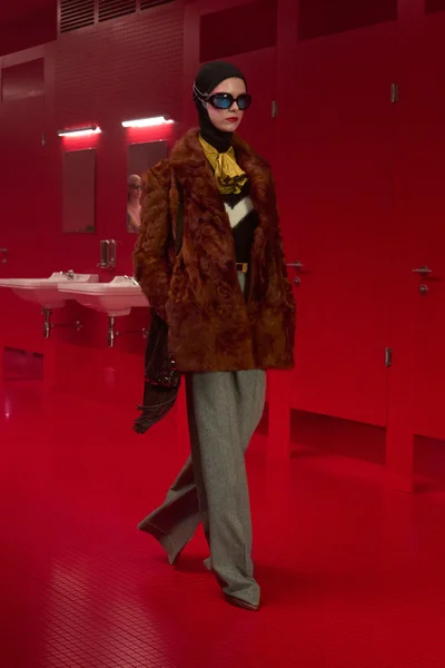 Look 48